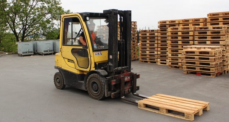 Safety Tips When Operating A Forklift Virtualize Your Biz